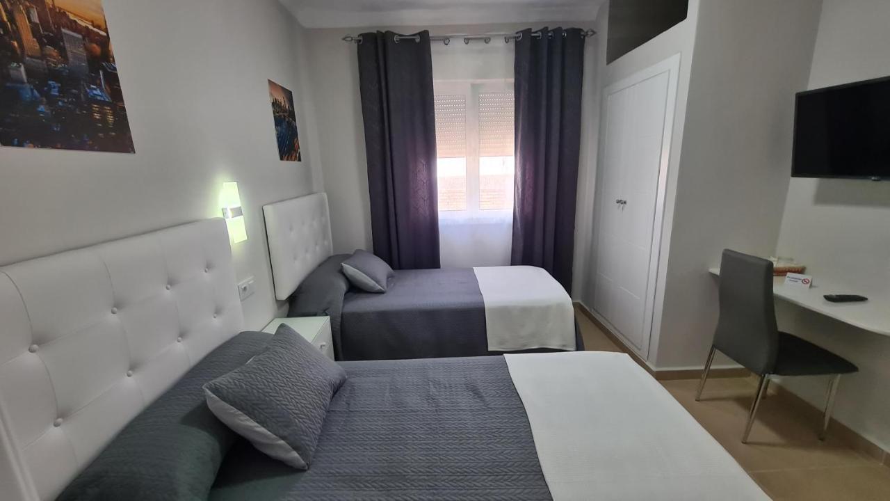 Hostal Málaga Arcos de la Frontera Exterior foto